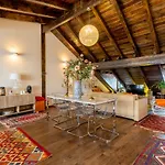 Edificio 10 By Plaza Mayor Apartment