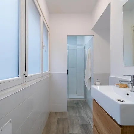 Edificio 10 By Plaza Mayor Apartment *