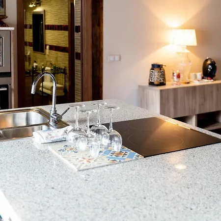 Edificio 10 By Plaza Mayor Apartment