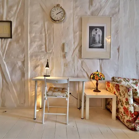 Edificio 10 By Plaza Mayor Apartment